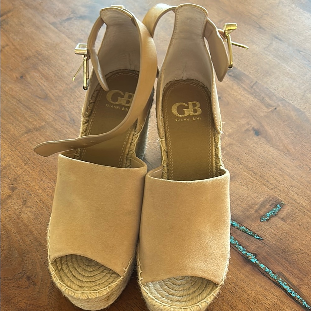 Gianni Bini Tan Wedge Sandals